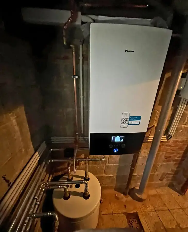 Pompe à chaleur air-eau — Reftech