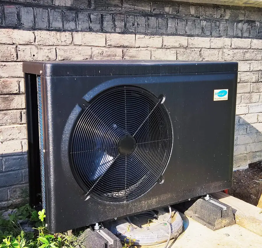 Pompe à chaleur piscine — Reftech